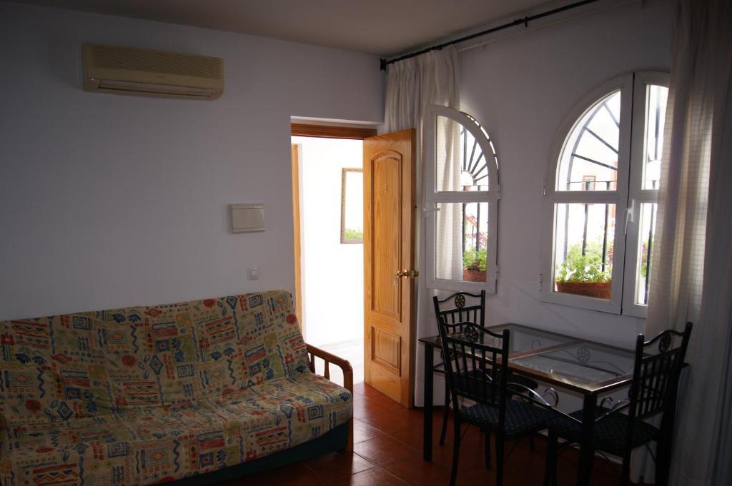 Guest house Alcazar I 2*